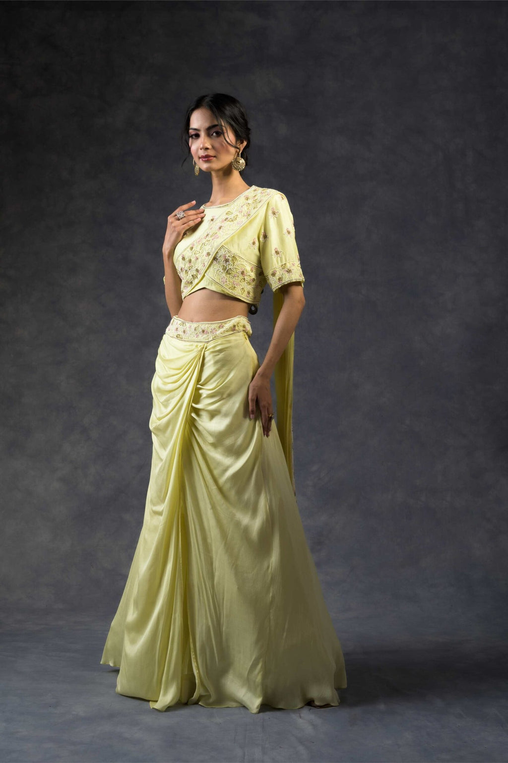 Drape skirt set